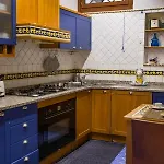 Charming * נאפולי