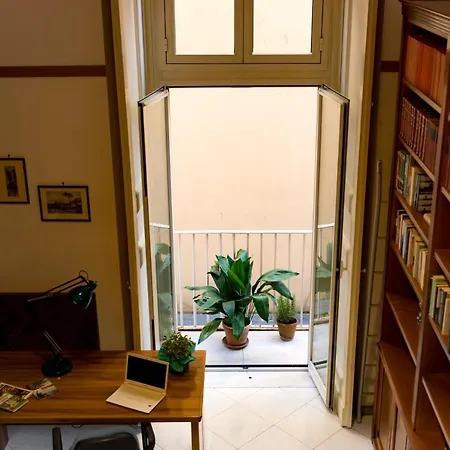 Charming Apartment Naples