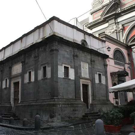 Charming Apartment *